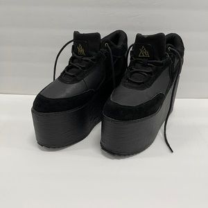 Y.R.U. Qozmo Platform Sneakers